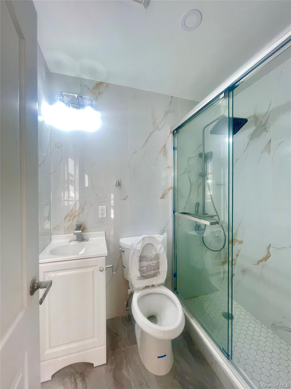 #14 photo, 140-14 68th Drive, Flushing , NY 11367