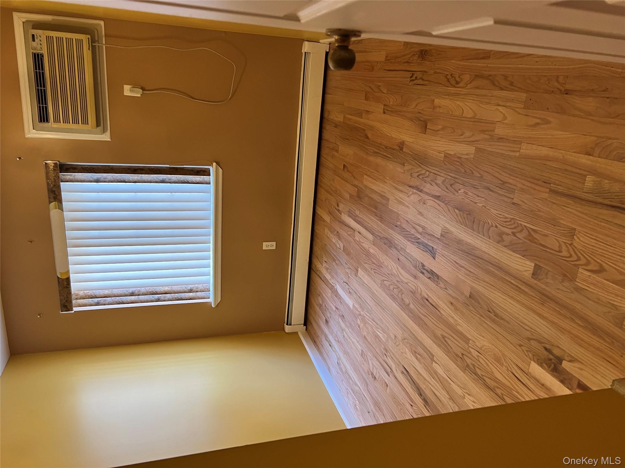 #5 photo, 169-11 105 Ave, Jamaica , NY 11433