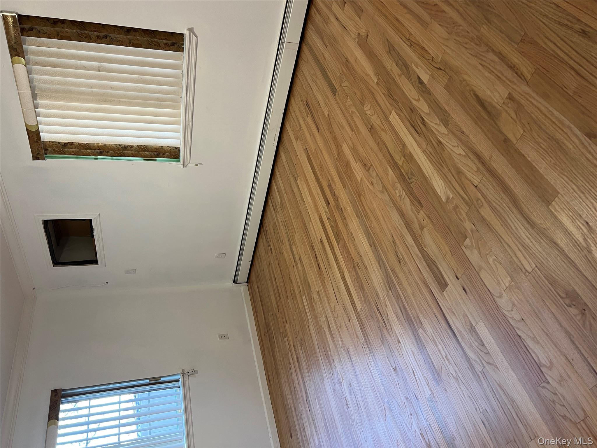 #8 photo, 169-11 105 Ave, Jamaica , NY 11433