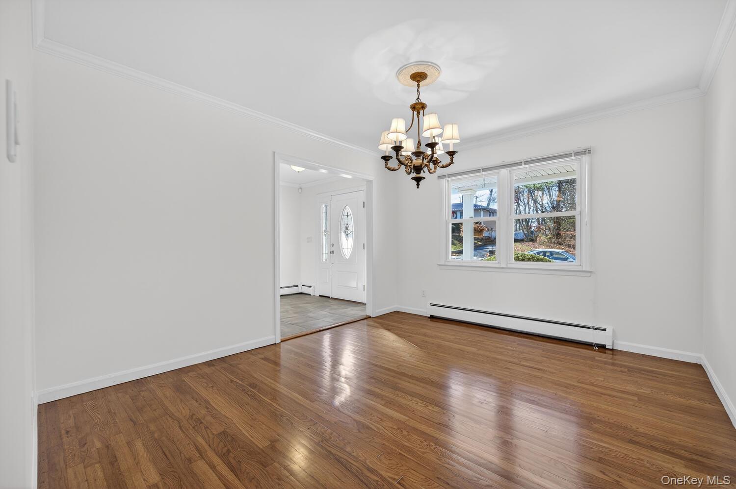 #4 photo, 8 Blueberry Lane, 롱 아일랜드 Oyster Bay , NY 11771