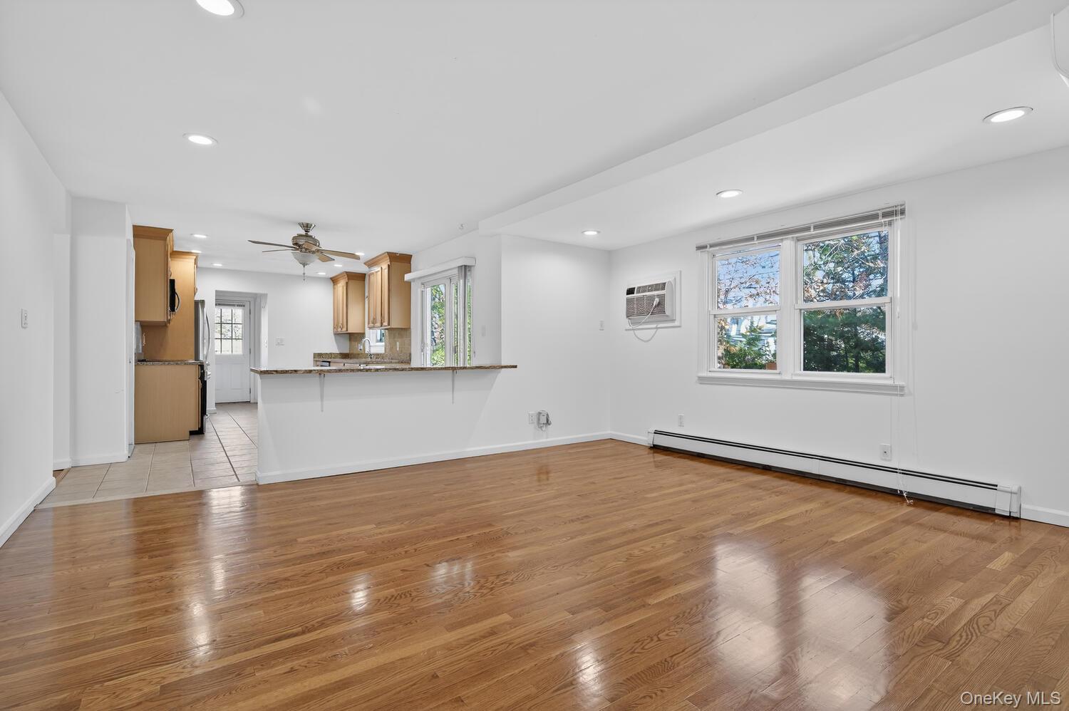 #5 photo, 8 Blueberry Lane, 롱 아일랜드 Oyster Bay , NY 11771