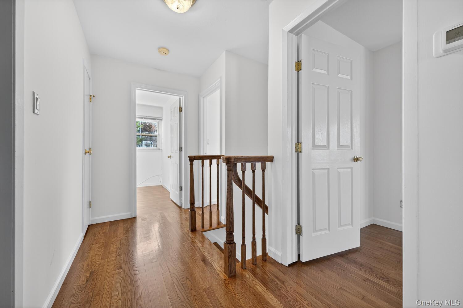 #8 photo, 8 Blueberry Lane, 롱 아일랜드 Oyster Bay , NY 11771