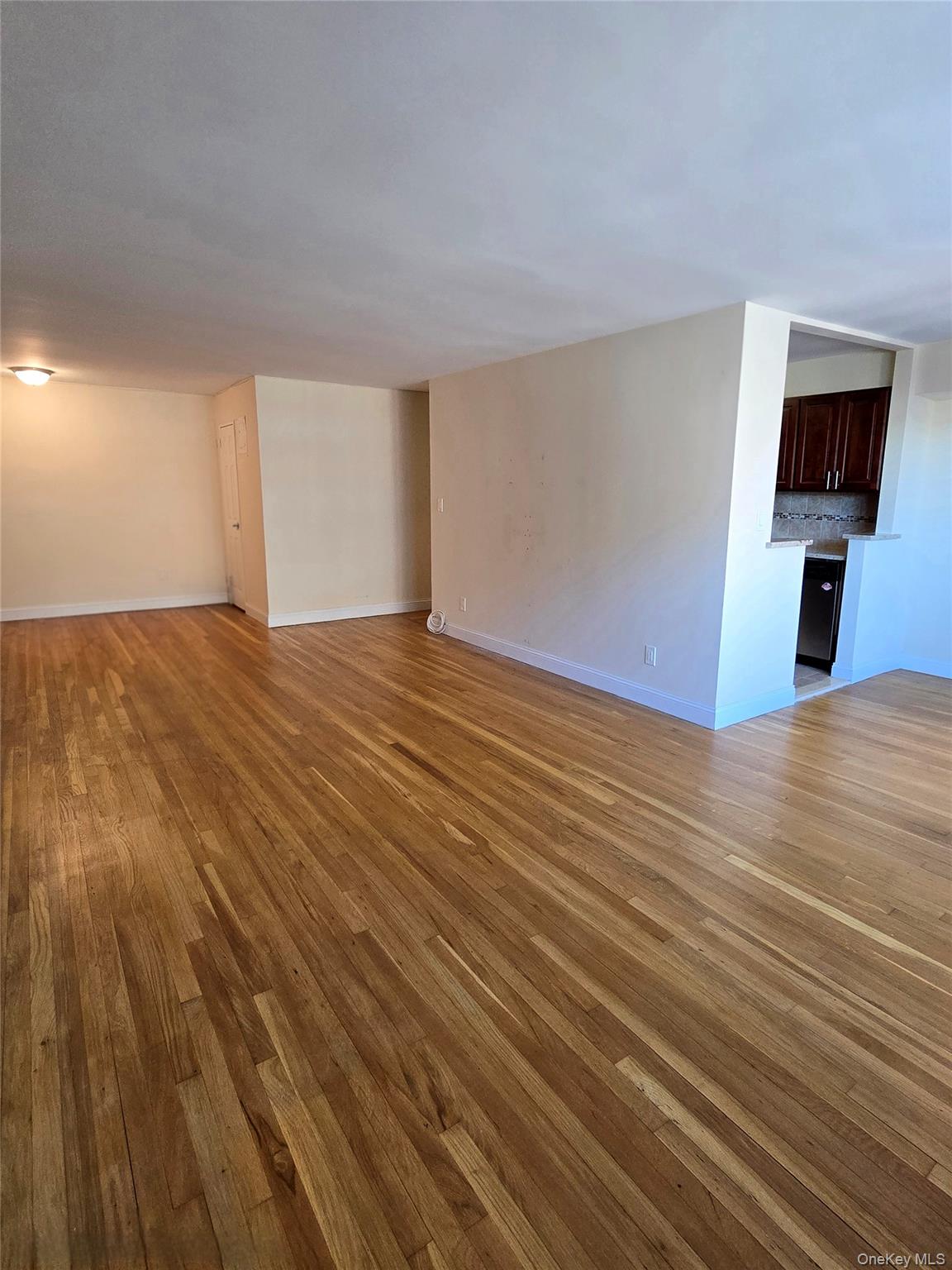 #4 photo, 89-40 151, 皇后区 霍华德滩 Howard Beach , NY 11414