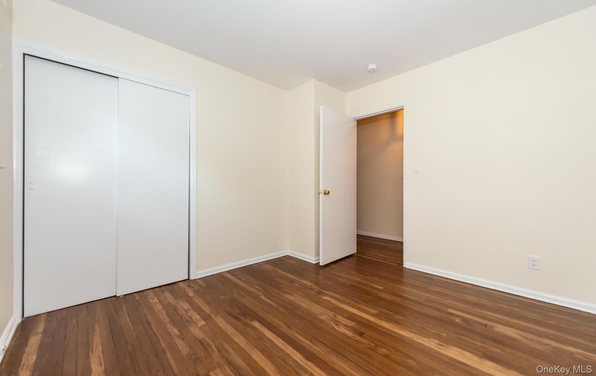 #11 photo, 53 East Drive, 롱 아일랜드 Garden City , NY 11530