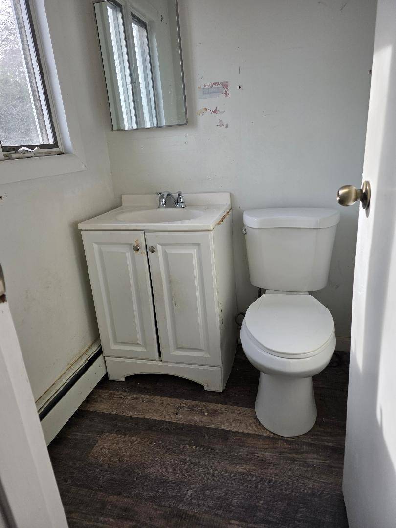 #6 photo, 194 Plunkett St, सफ़ोक काउंटी Brentwood , NY 11717