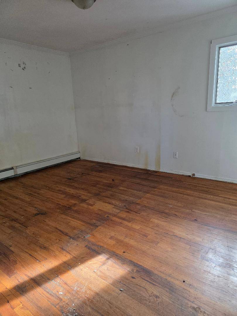 #7 photo, 194 Plunkett St, सफ़ोक काउंटी Brentwood , NY 11717