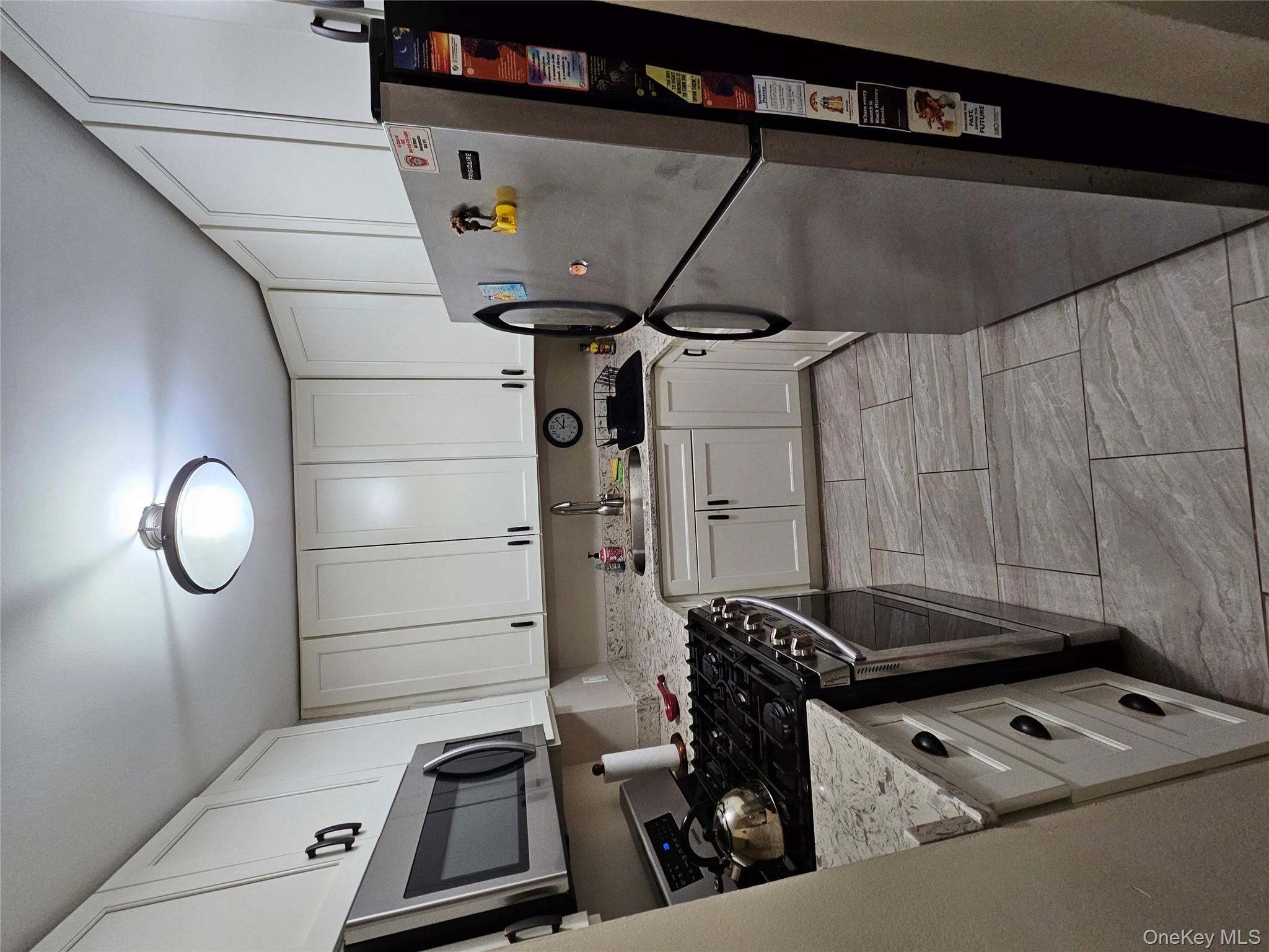 #13 photo, 100 S Ocean Avenue, नासाउ काउंटी Freeport , NY 11520