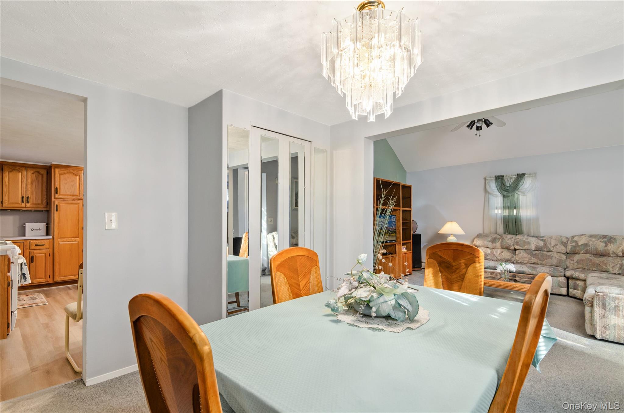 #17 photo, 25 45th Street, 롱 아일랜드 Islip , NY 11751