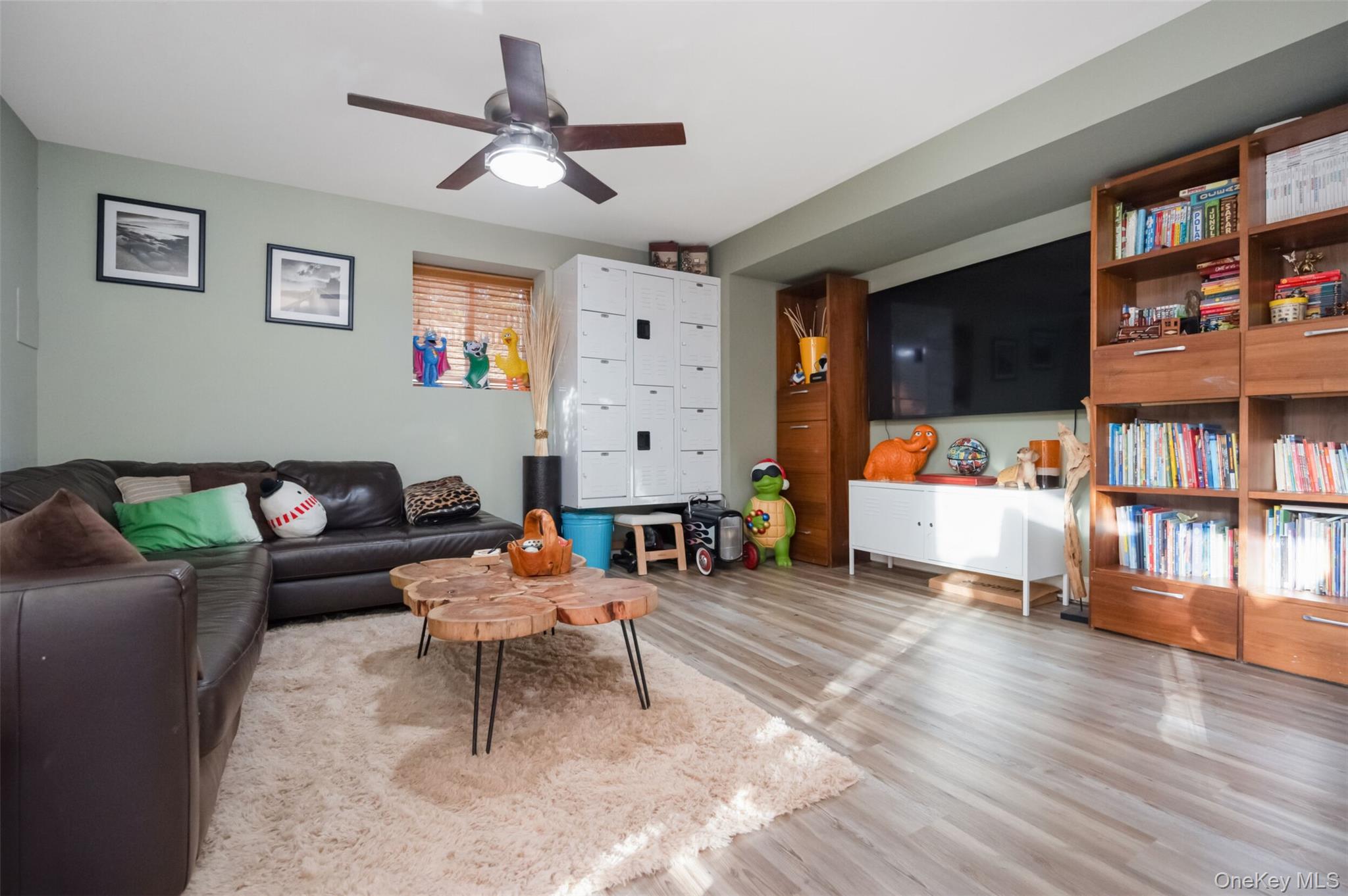 #19 photo, 1680 Lake Avenue, Merrick , NY 11566