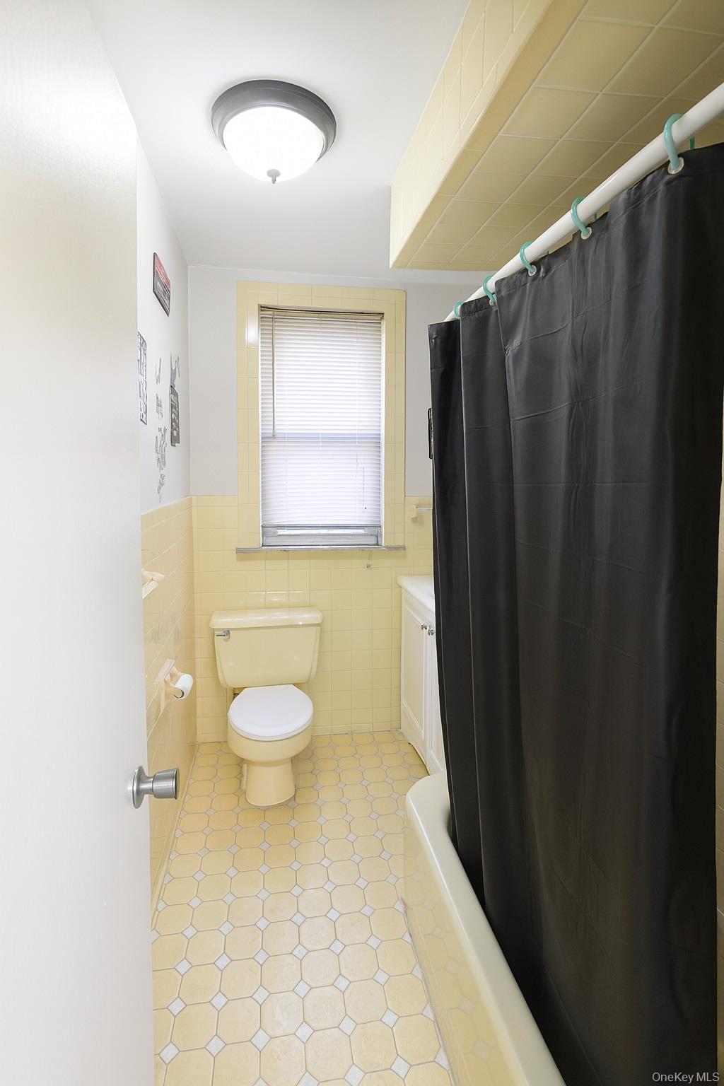 #18 photo, 97-32 84th Street, Ozone Park , NY 11416