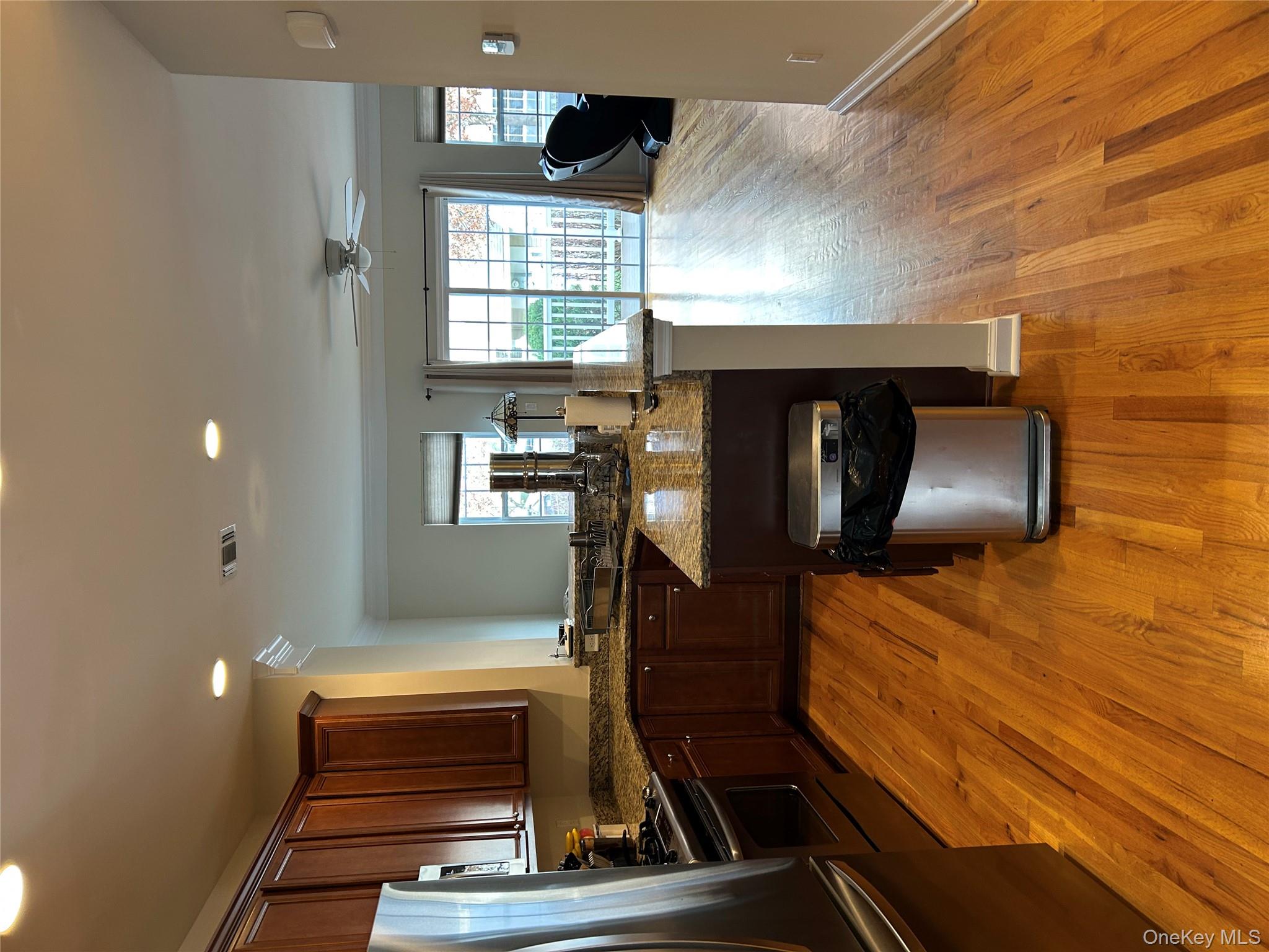 #4 photo, 133 Somerset Drive, Massapequa , NY 11758