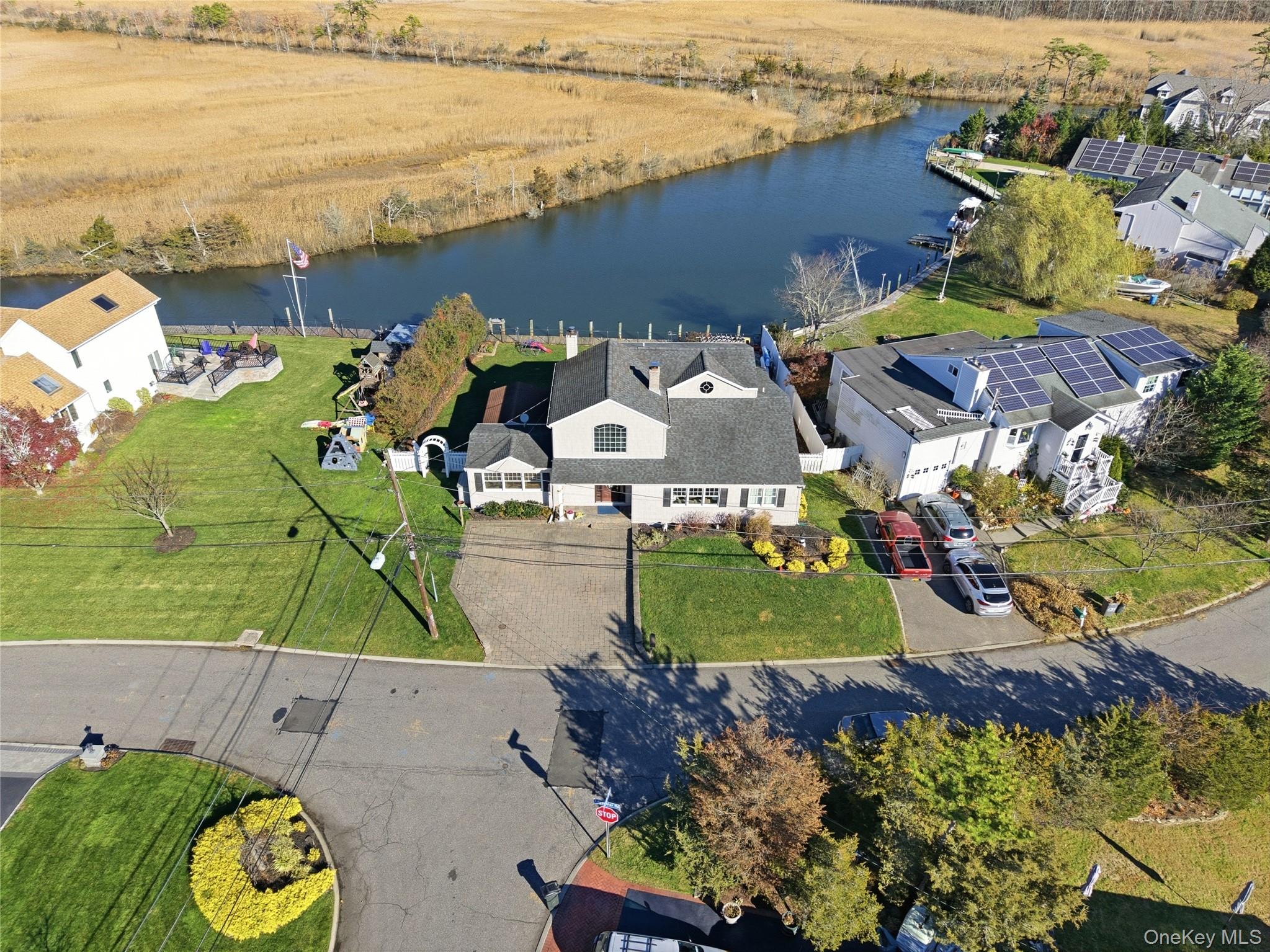 #2 photo, 625 Edgewater Road, 东长岛 Oakdale , NY 11769