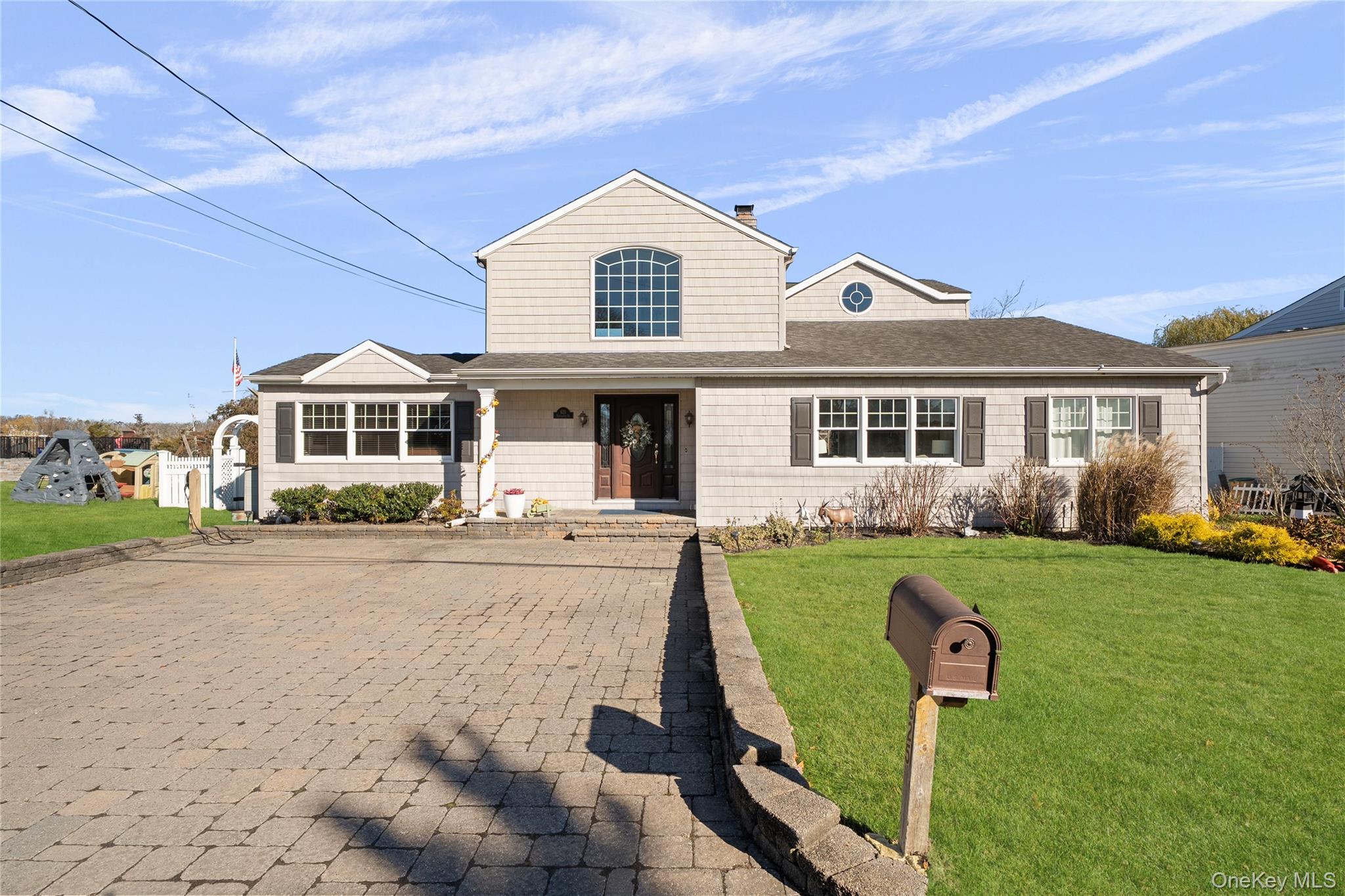 #3 photo, 625 Edgewater Road, 东长岛 Oakdale , NY 11769