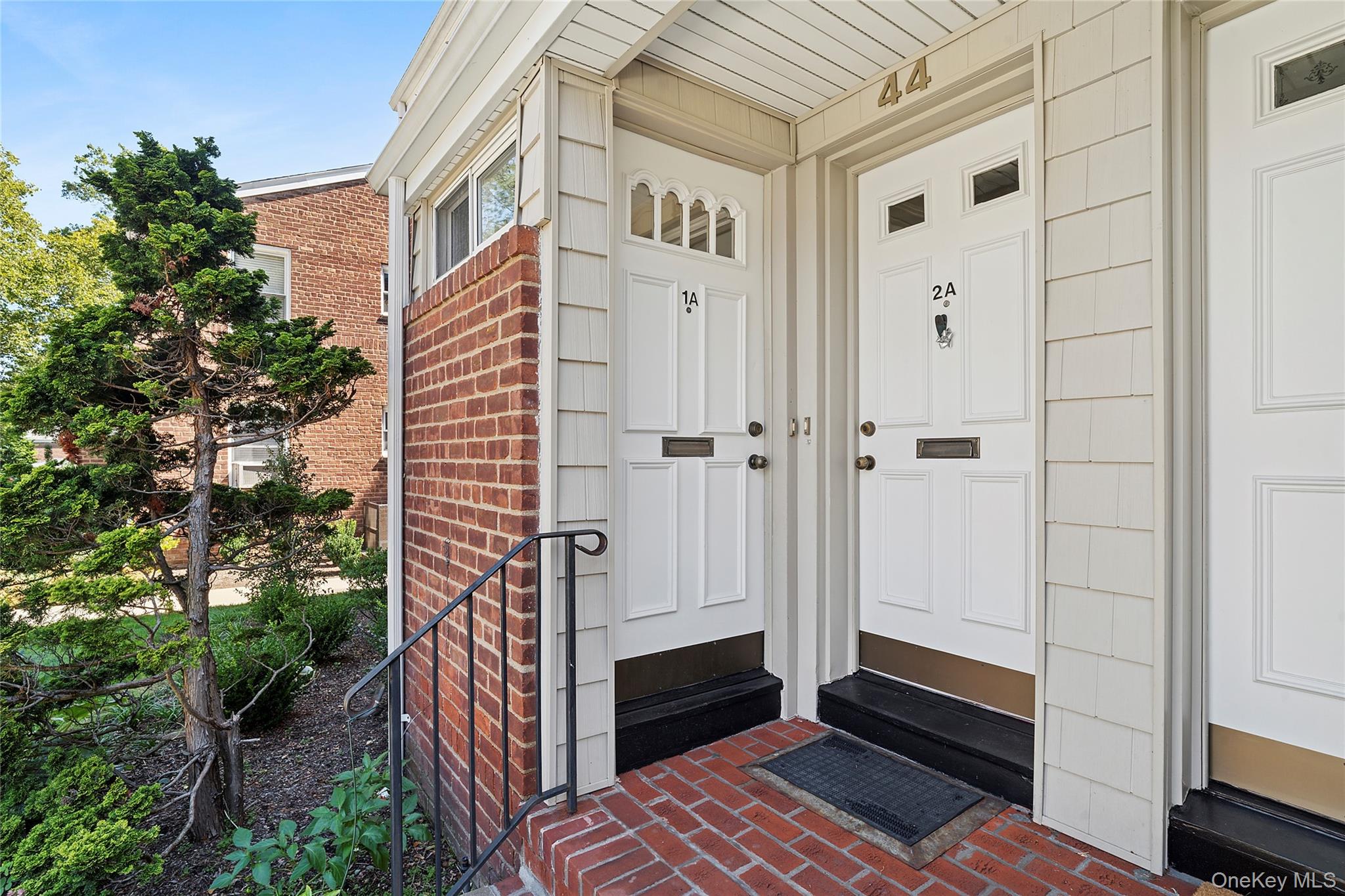 #3 photo, 44 Edwards Street, מחוז נסאו Roslyn Heights , NY 11577