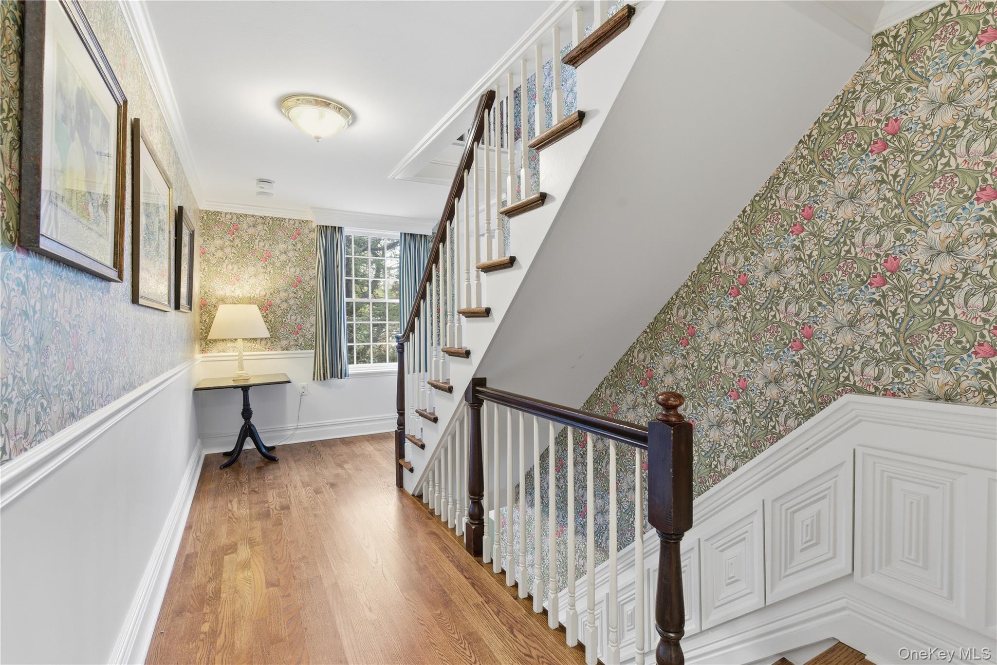 #11 photo, 144 West Neck Road, מחוז סאפוק Huntington , NY 11743