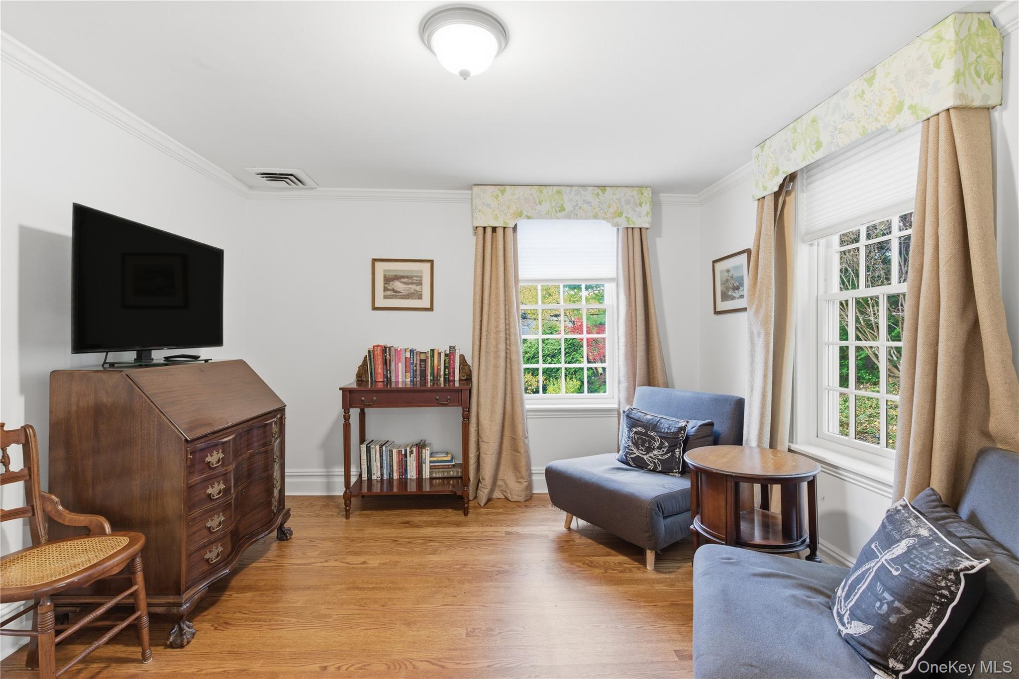 #14 photo, 144 West Neck Road, מחוז סאפוק Huntington , NY 11743