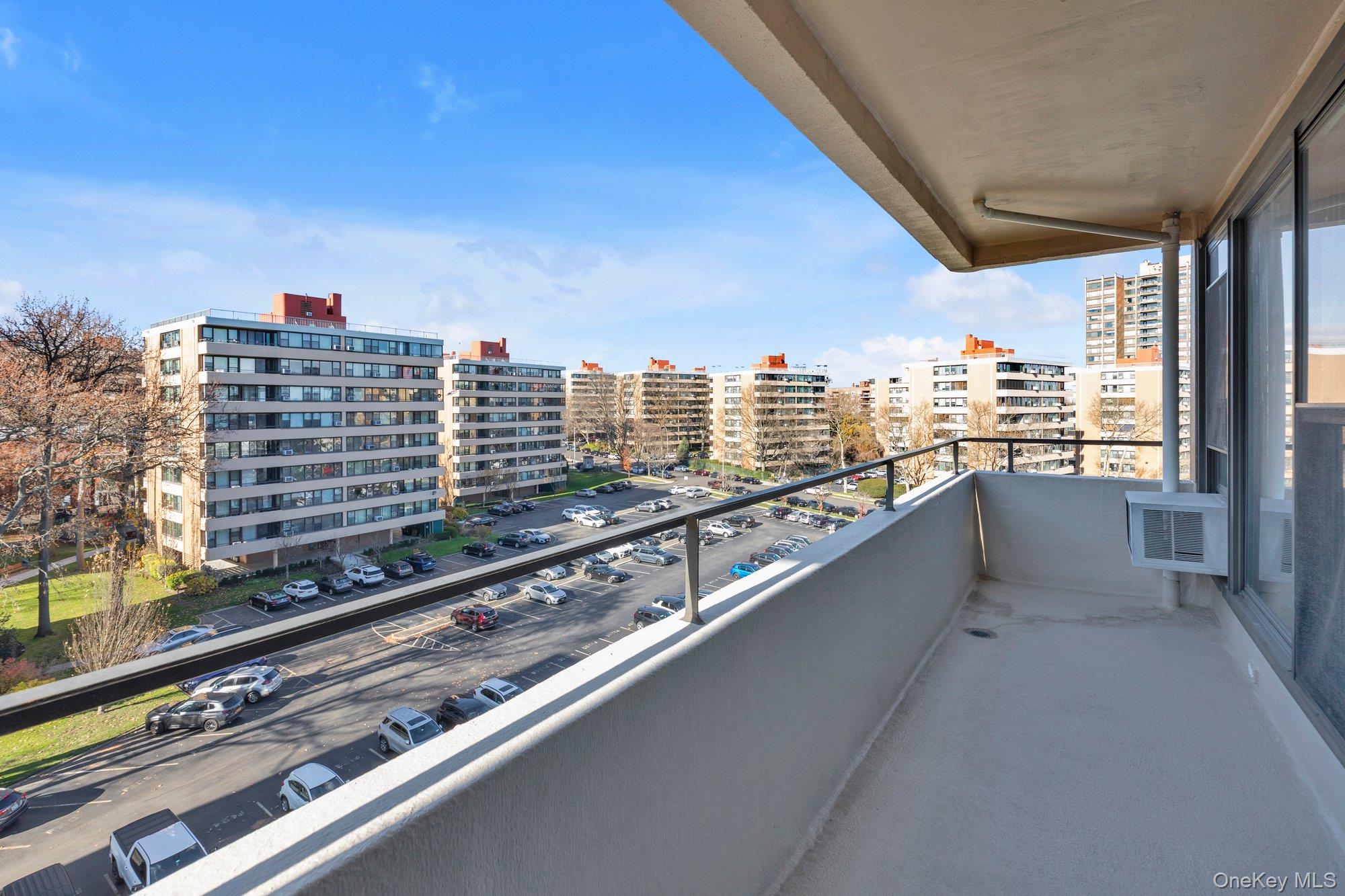 #10 photo, 168-01 12 Ave, Beechhurst , NY 11357