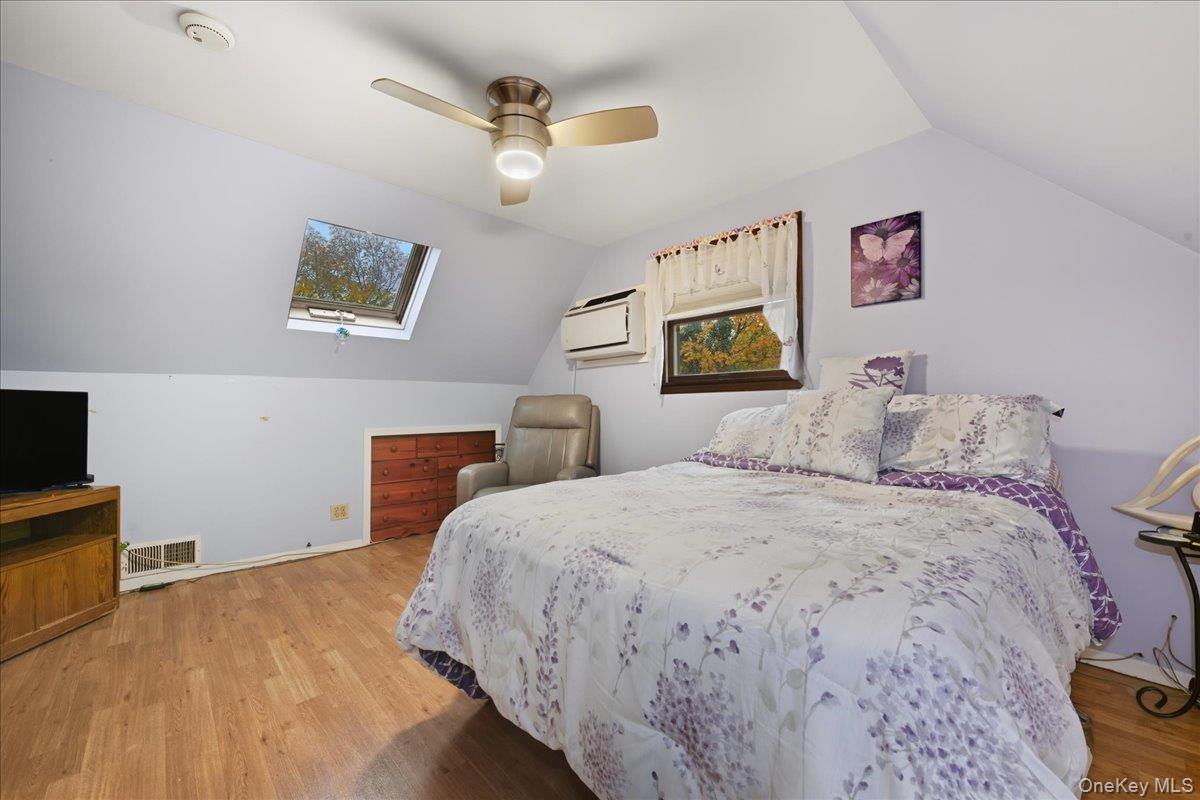 #18 photo, 979 Merillon Avenue, Westbury , NY 11590