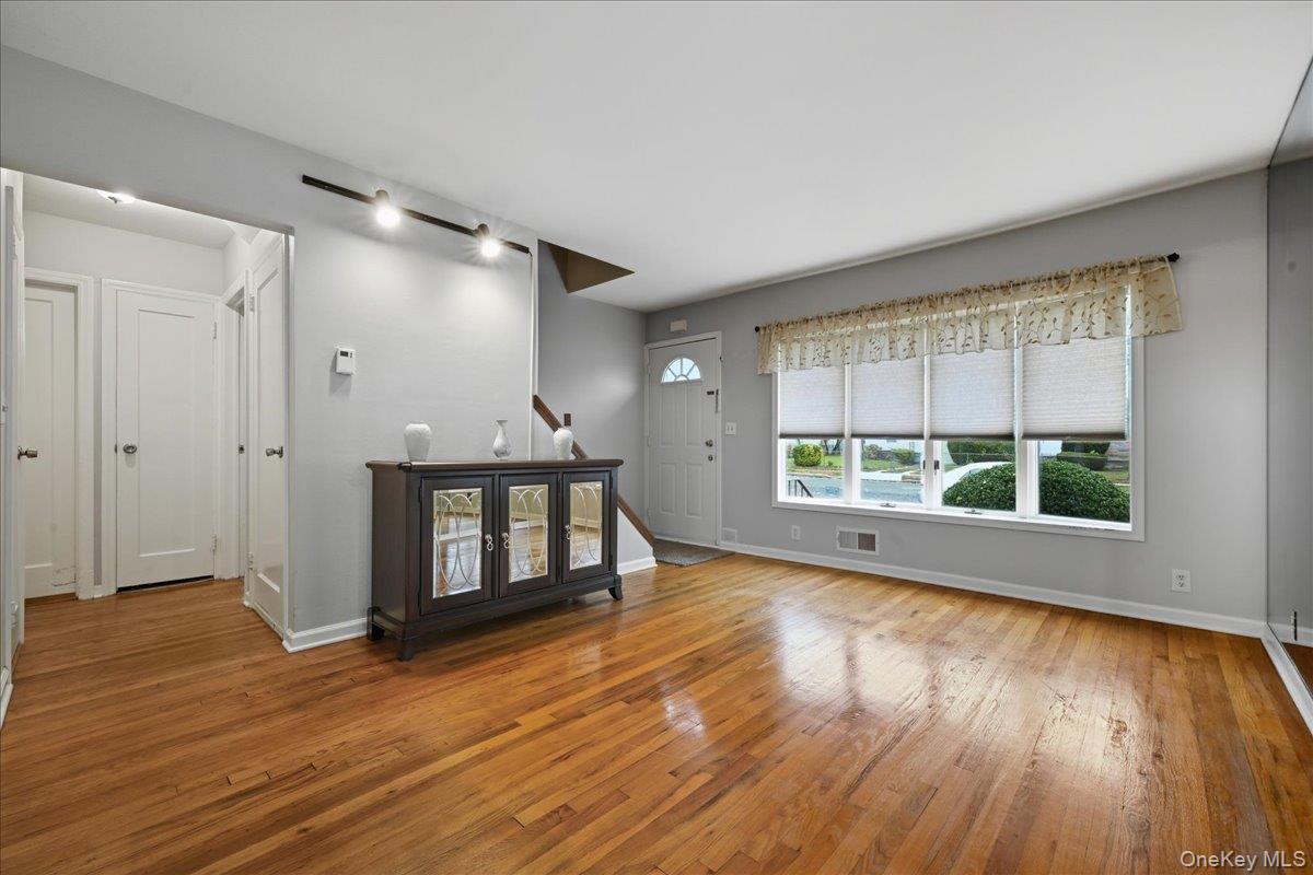 #6 photo, 979 Merillon Avenue, Westbury , NY 11590