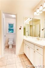 #13 photo, 8 Apple Blossom Court, 纽约州 Airmont , NY 10952