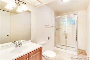 #17 photo, 8 Apple Blossom Court, 纽约州 Airmont , NY 10952