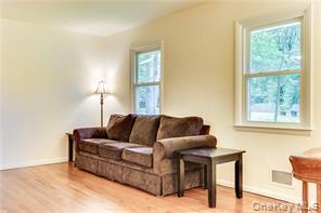 #6 photo, 8 Apple Blossom Court, 纽约州 Airmont , NY 10952