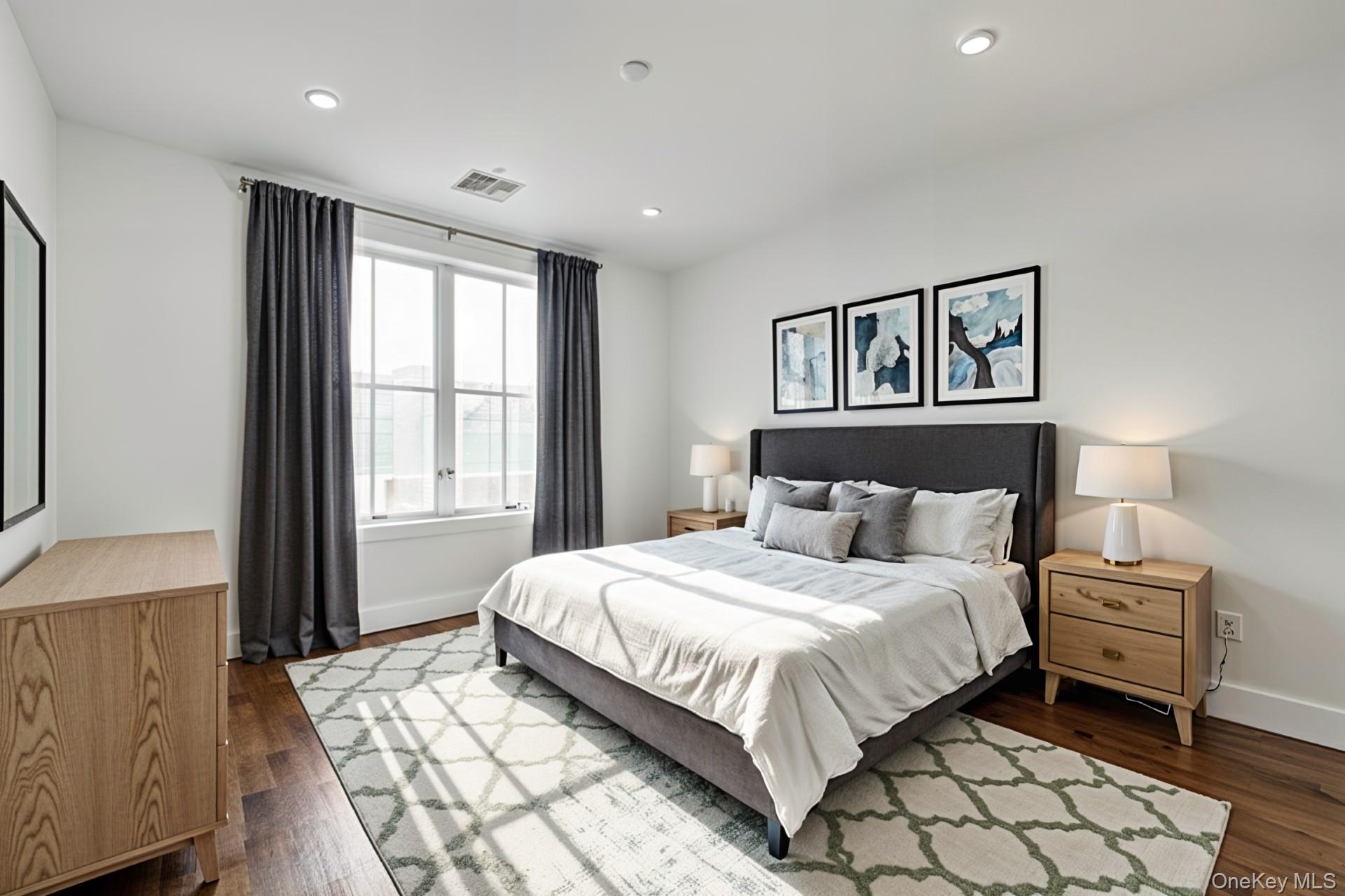 #12 photo, 291 Main Street, Eastchester , NY 10709