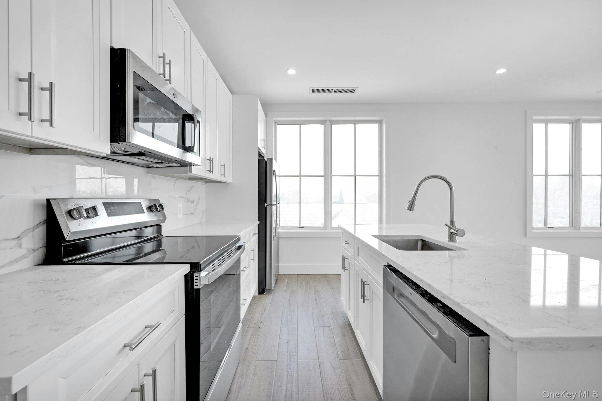 #5 photo, 291 Main Street, Eastchester , NY 10709