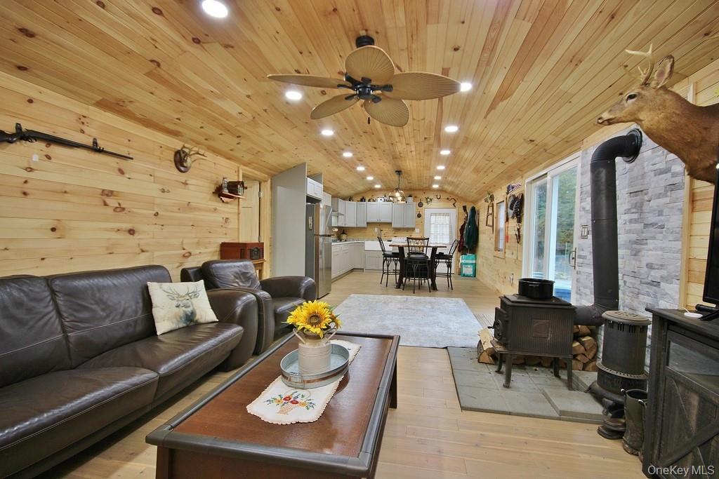 #13 photo, 703 Dahlia Road, Livingston Manor , NY 12758