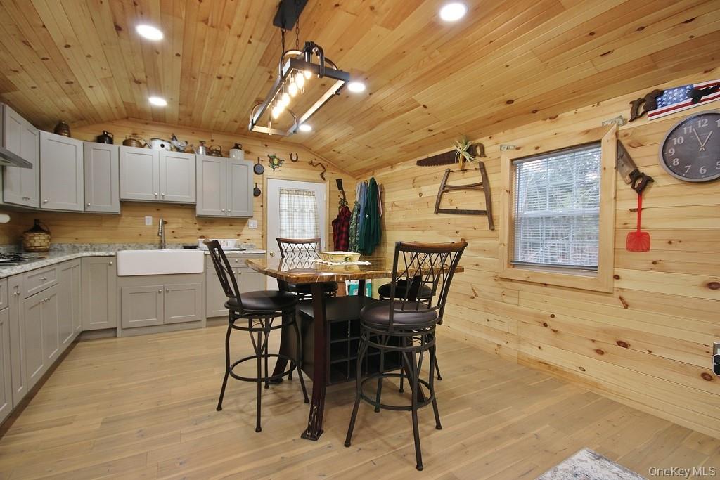 #2 photo, 703 Dahlia Road, Livingston Manor , NY 12758