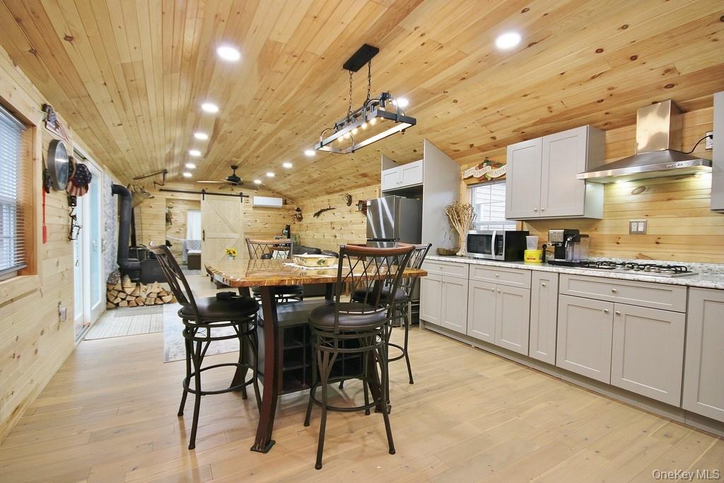 #4 photo, 703 Dahlia Road, Livingston Manor , NY 12758