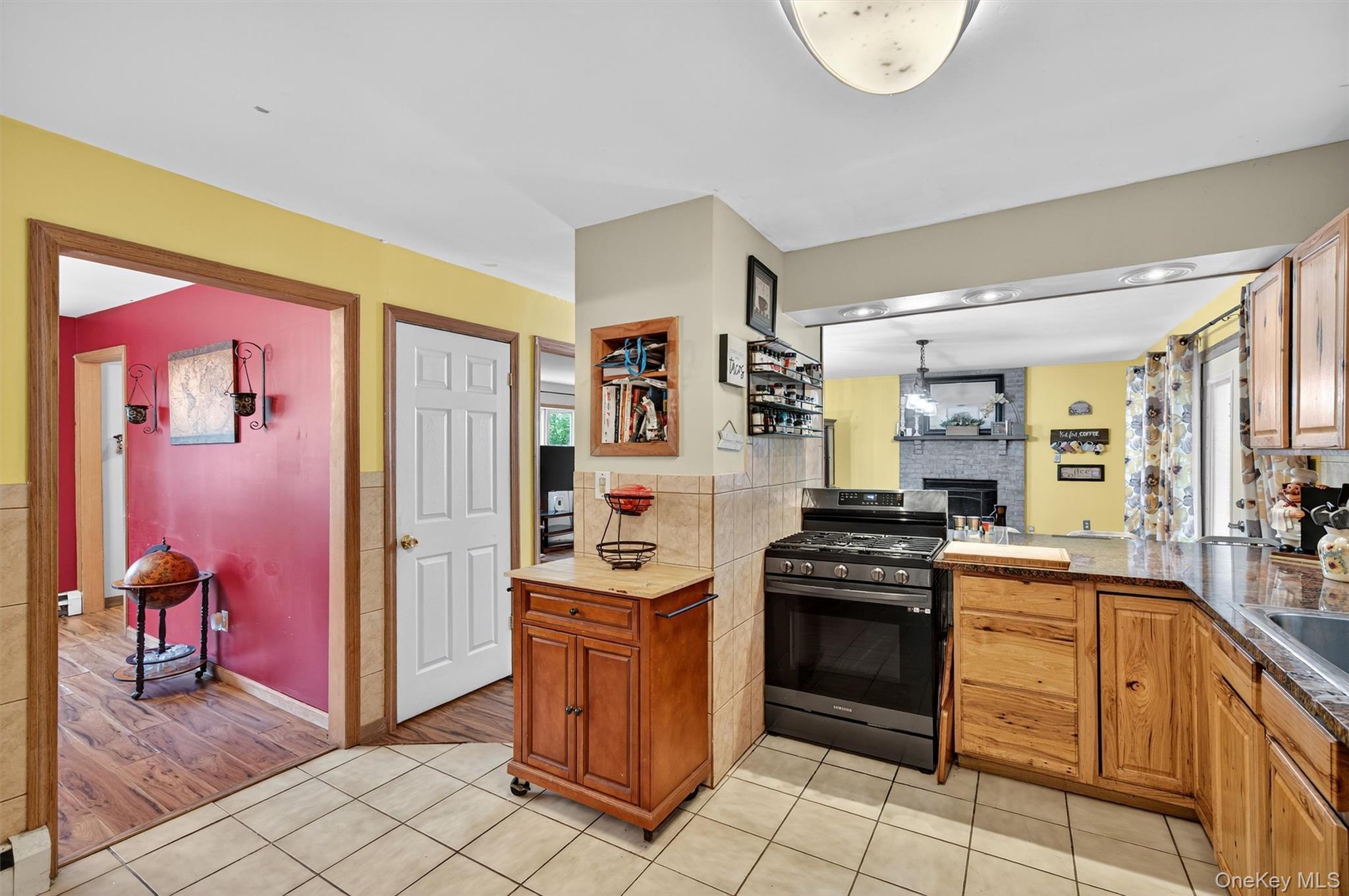 #14 photo, 16 Oakland Avenue, 뉴욕주 Chester , NY 10918