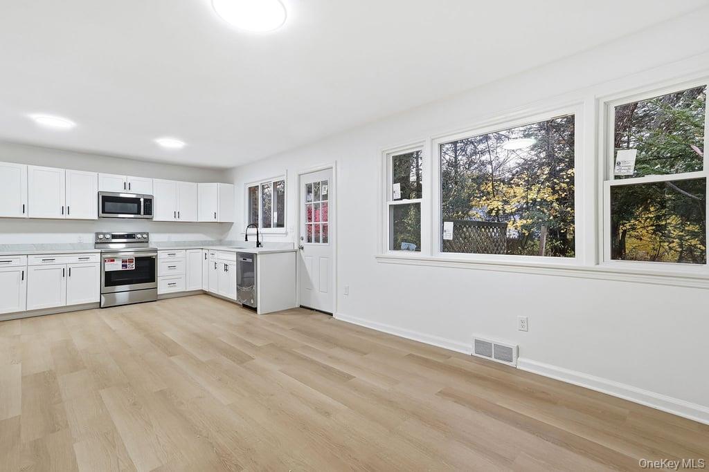 #5 photo, 3 Lake Drive, Ellenville , NY 12428