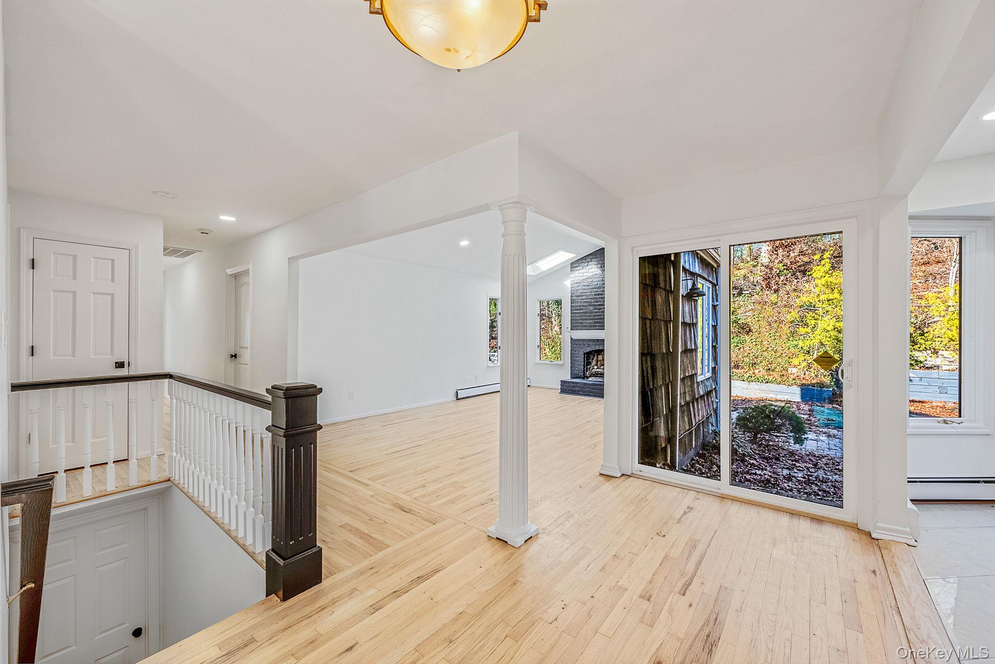 #13 photo, 25 Farmington Lane, Melville , NY 11747