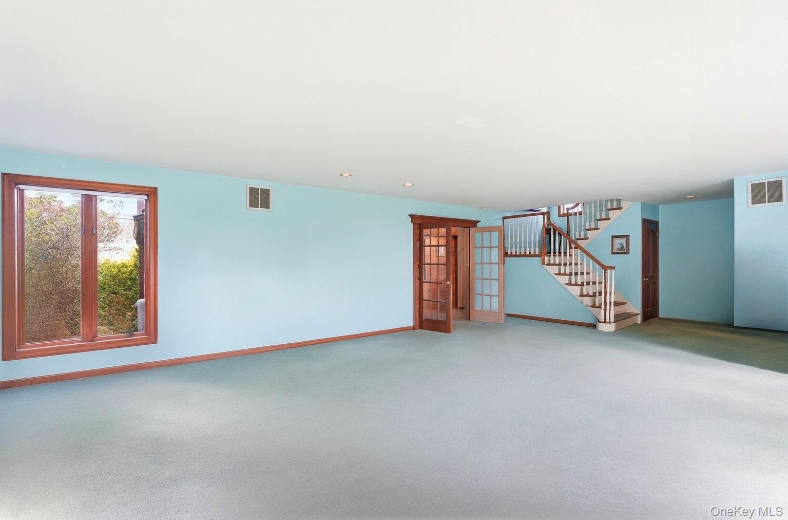 #13 photo, 56 Eastview Road, Ronkonkoma , NY 11779