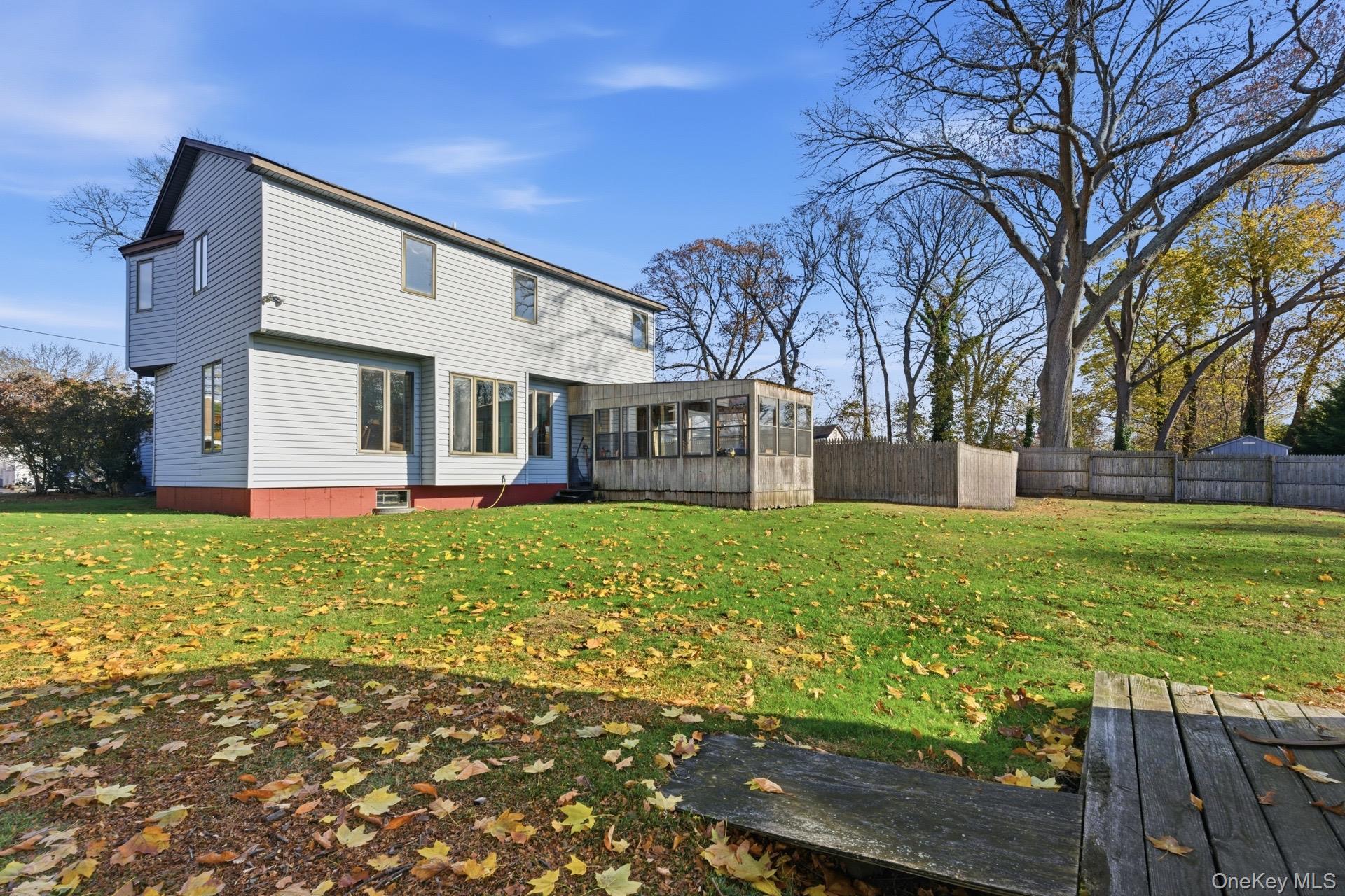 #20 photo, 56 Eastview Road, Ronkonkoma , NY 11779