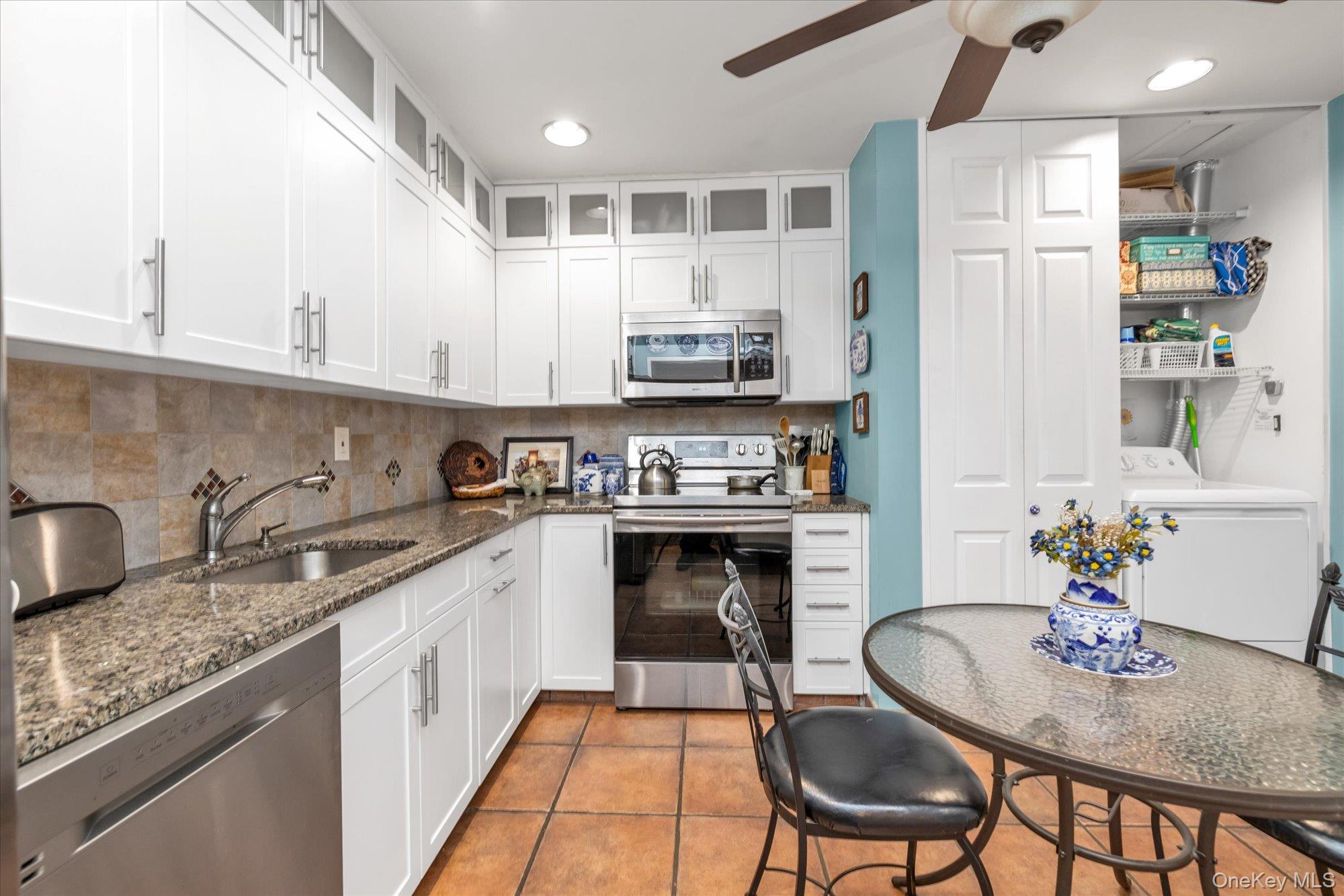 #10 photo, 15 Spring Hollow, מחוז נסאו Roslyn , NY 11576