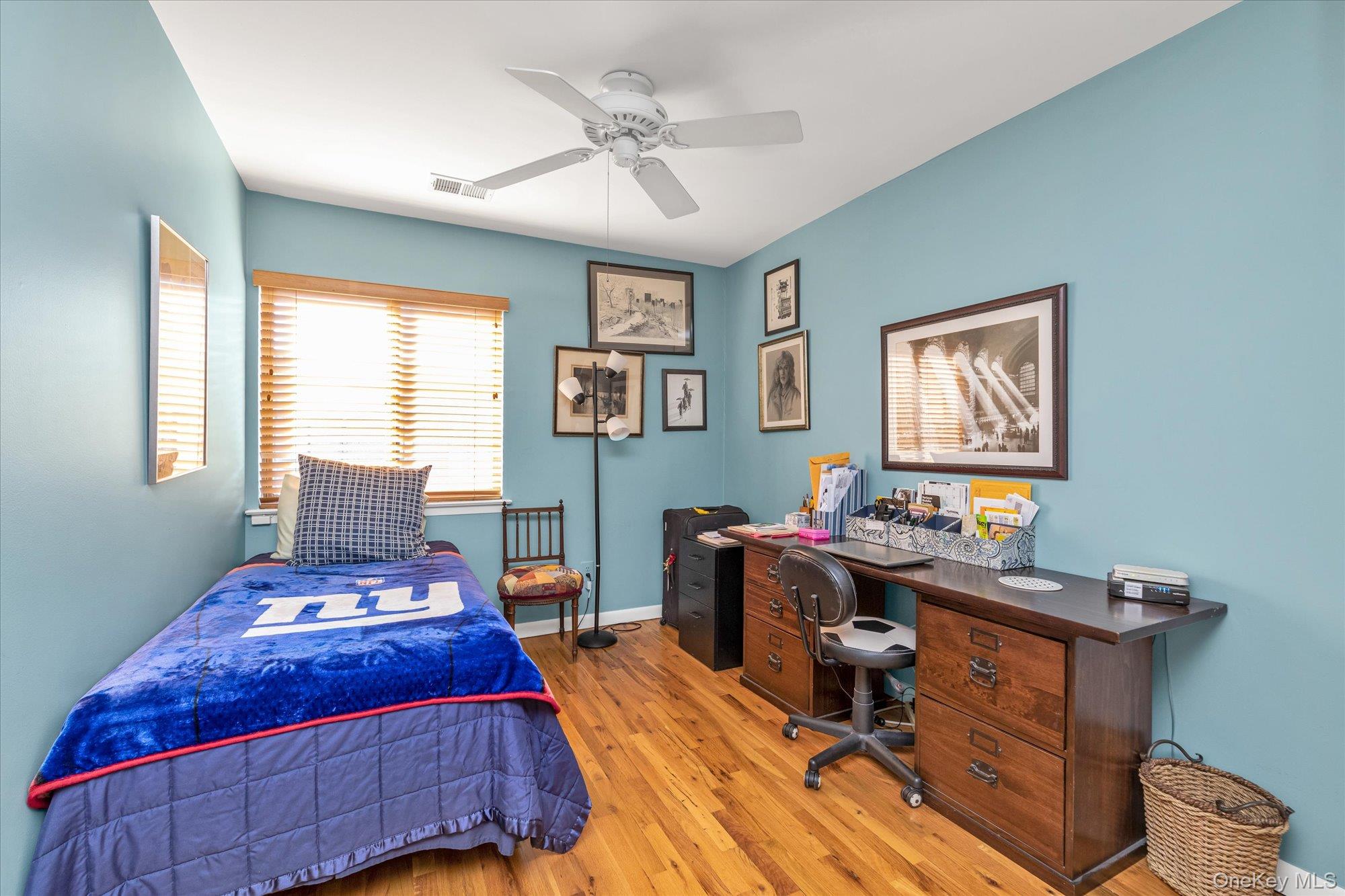 #16 photo, 15 Spring Hollow, מחוז נסאו Roslyn , NY 11576