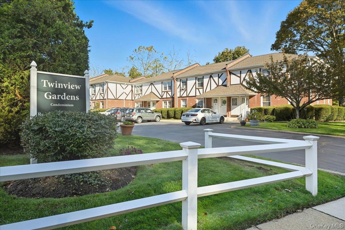 #1 photo, 2066 Lakeview Road, Bellmore , NY 11710