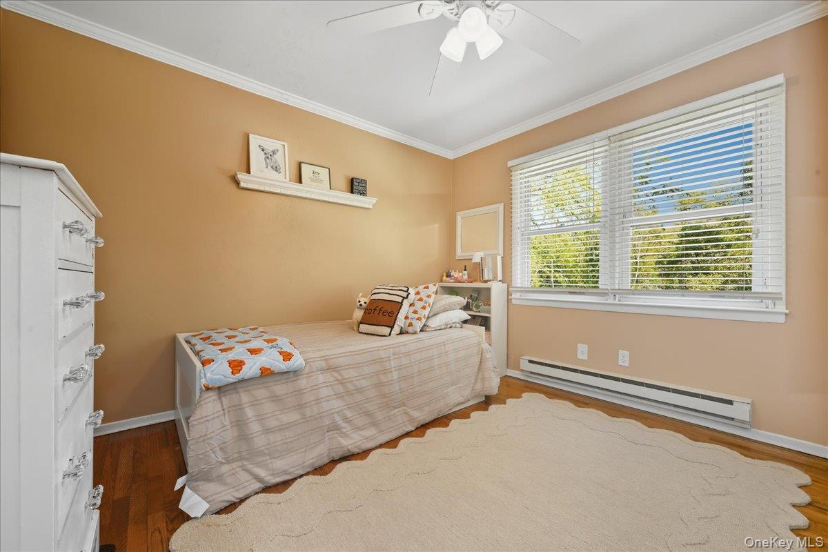 #19 photo, 2066 Lakeview Road, Bellmore , NY 11710