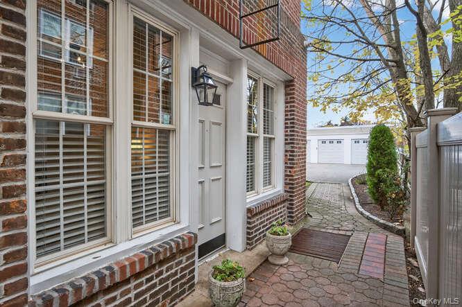 #2 photo, 105 Seventh Street, 长岛 花园城 Garden City , NY 11530