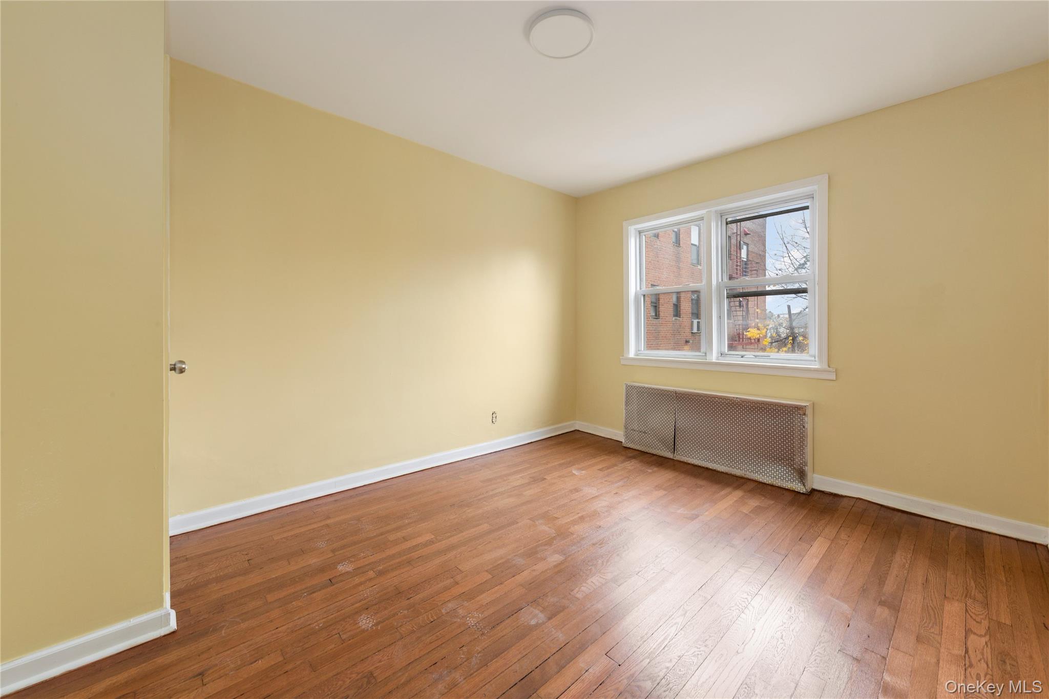 #16 photo, 9141 195th Street, Hollis , NY 11423