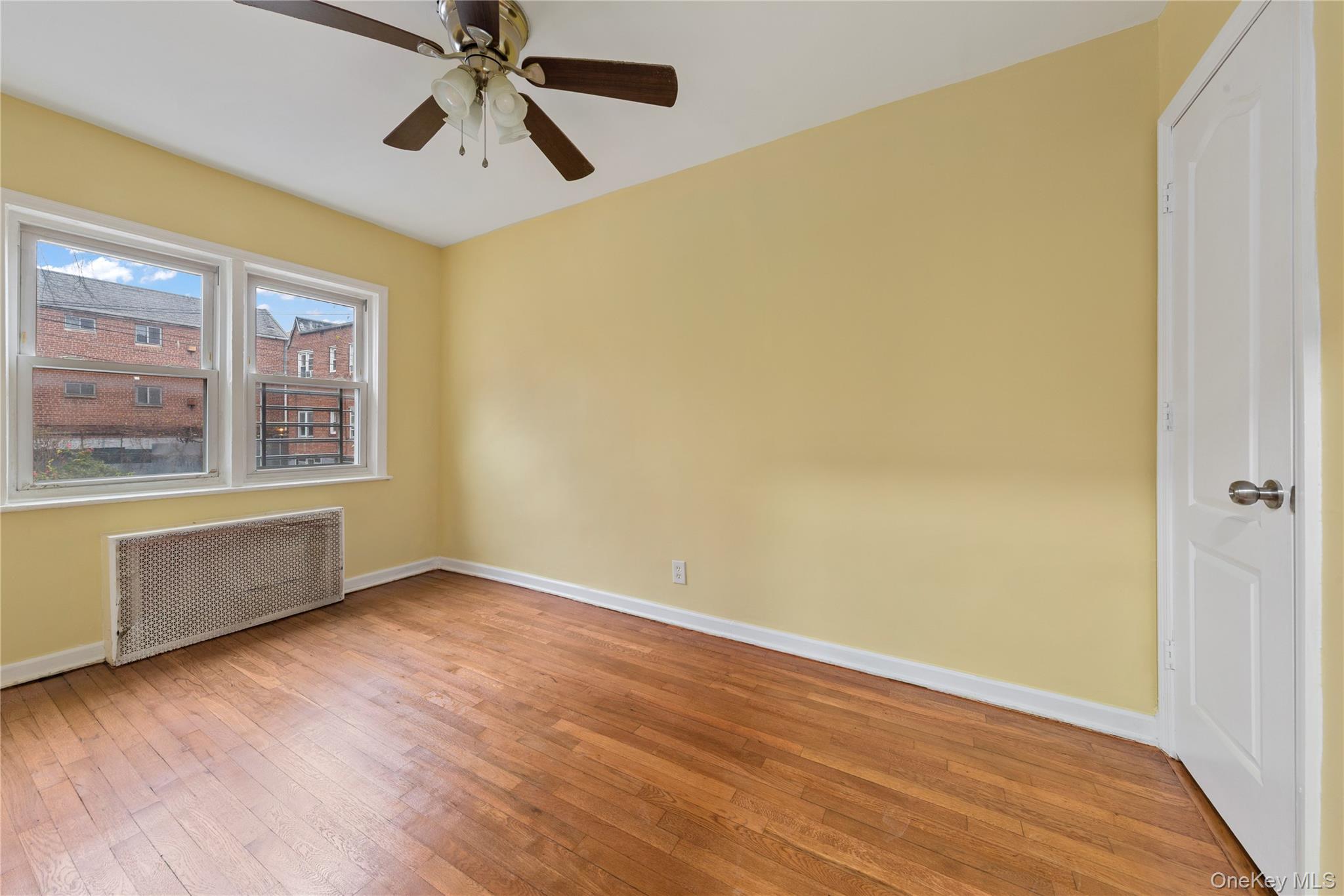 #5 photo, 9141 195th Street, Hollis , NY 11423