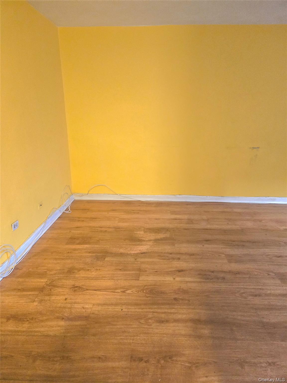 #4 photo, 111-22 66th Avenue, 뉴욕퀸즈 Forest Hills , NY 11375