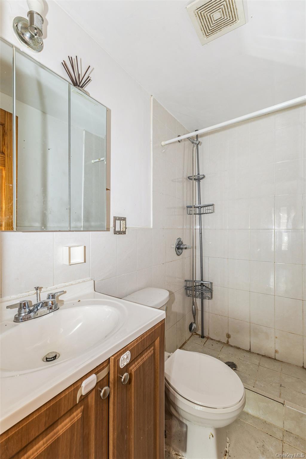 #11 photo, 57-35 Lawrence St, Куинс ‖ Flushing , NY 11355