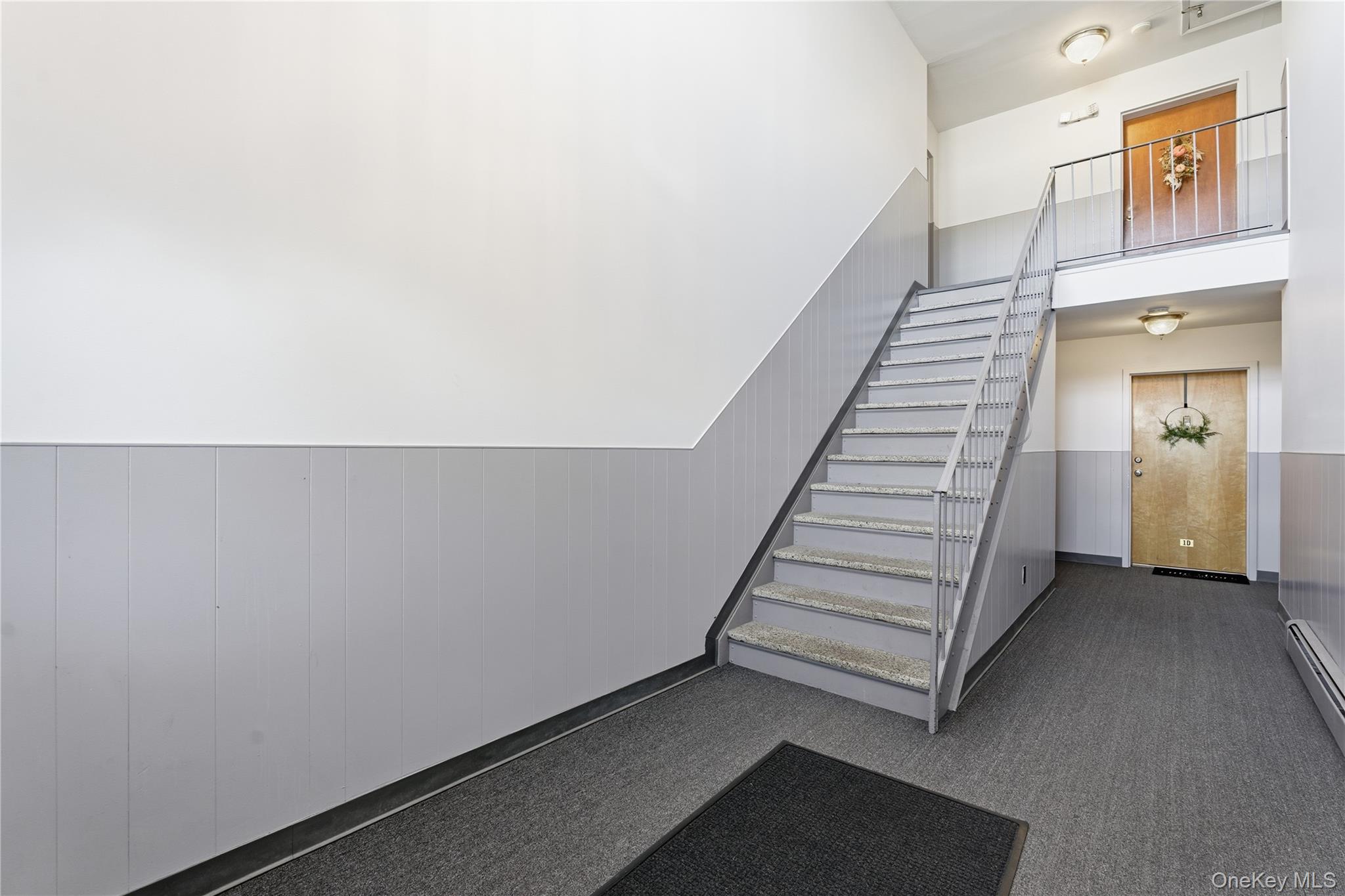 #10 photo, 210 Fulton Street, מחוז נסאו Farmingdale , NY 11735