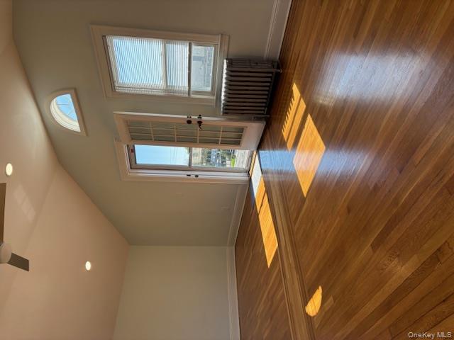 #11 photo, 367 E Chester Street, Long Beach , NY 11561