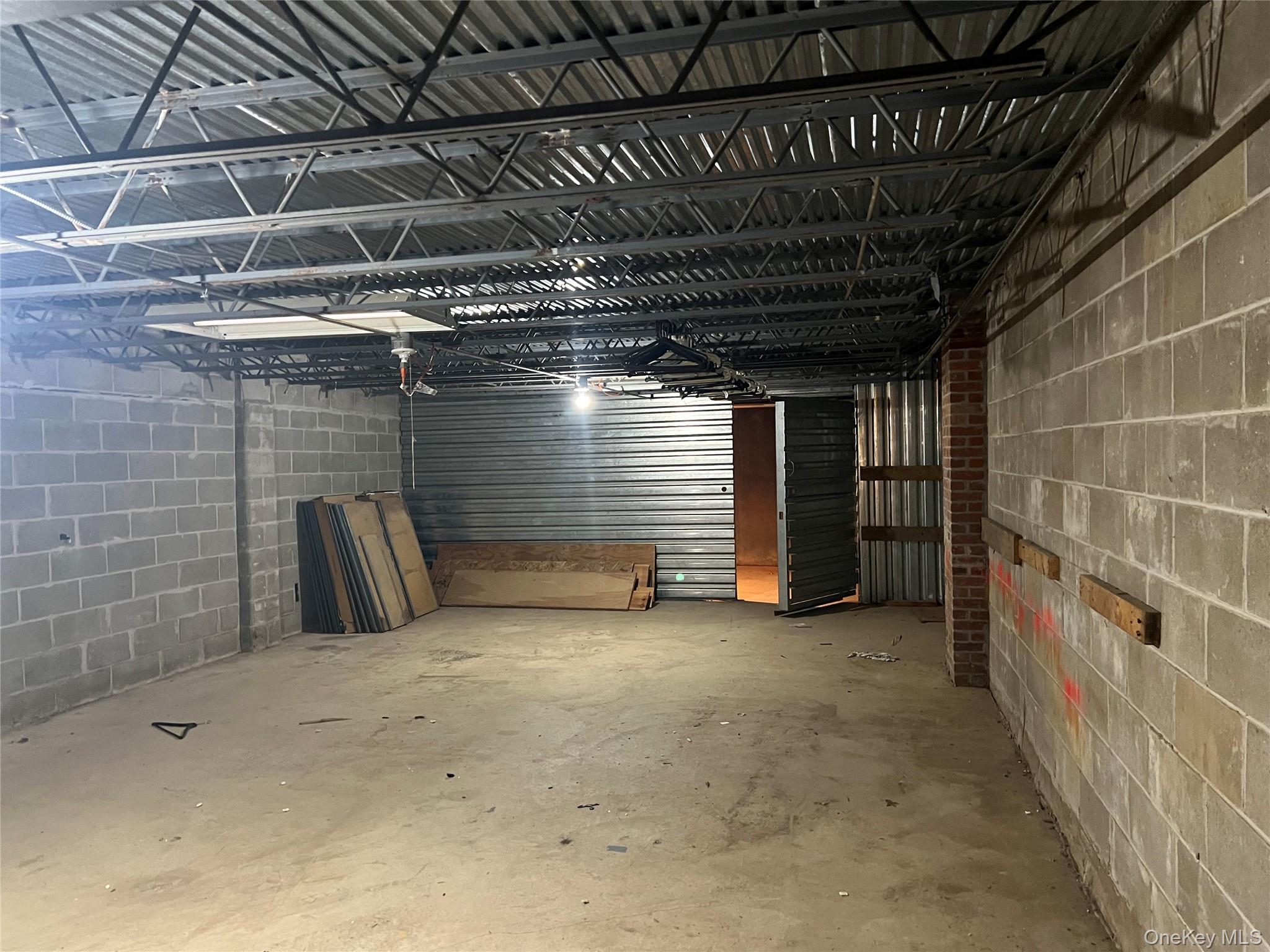 #2 photo, 34 Glen Street, Нассау ‖ Glen Cove , NY 11542