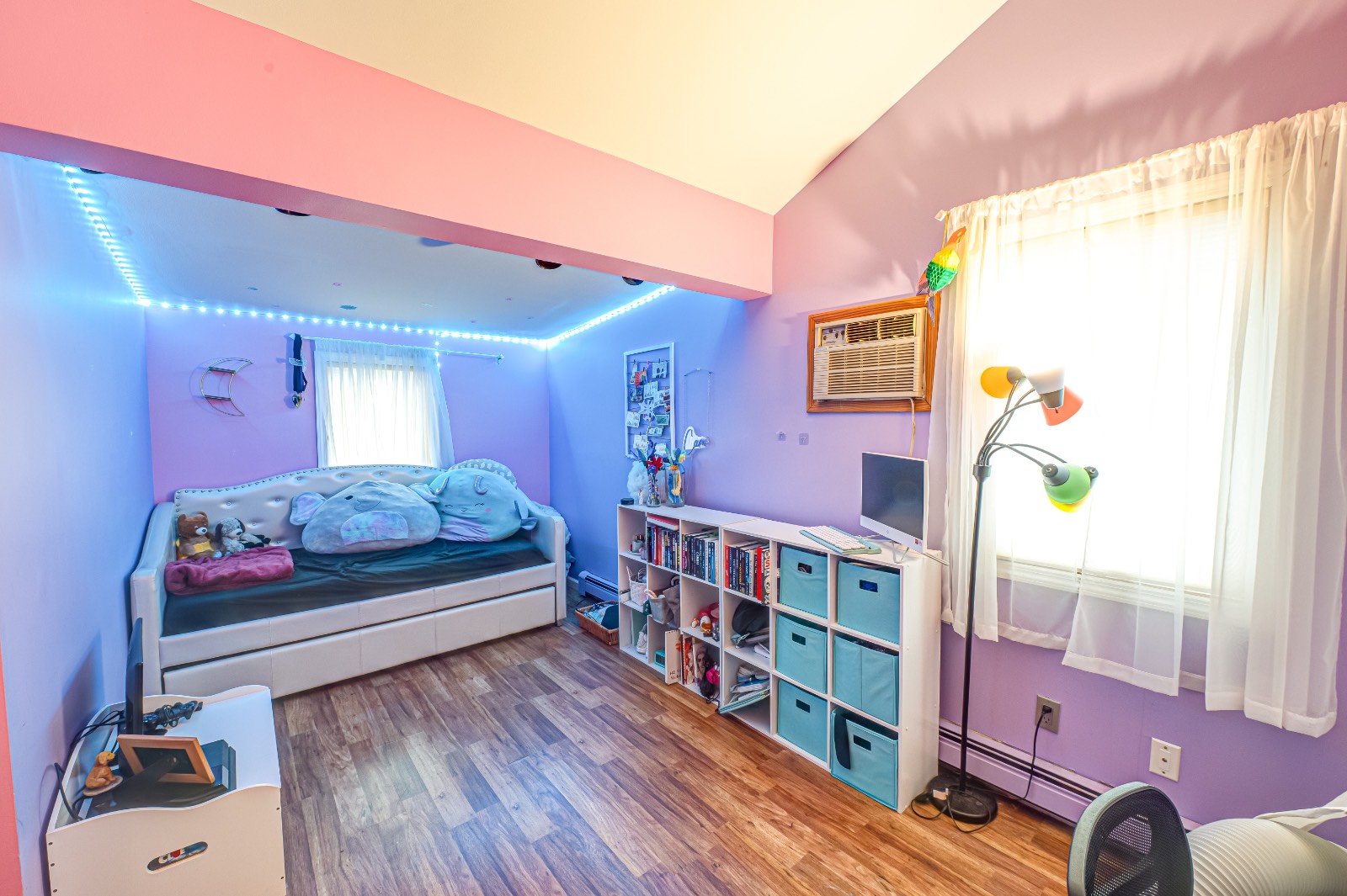 #14 photo, 50 ISLIP BOULEVARD, מחוז סאפוק ISLIP , NY 11751