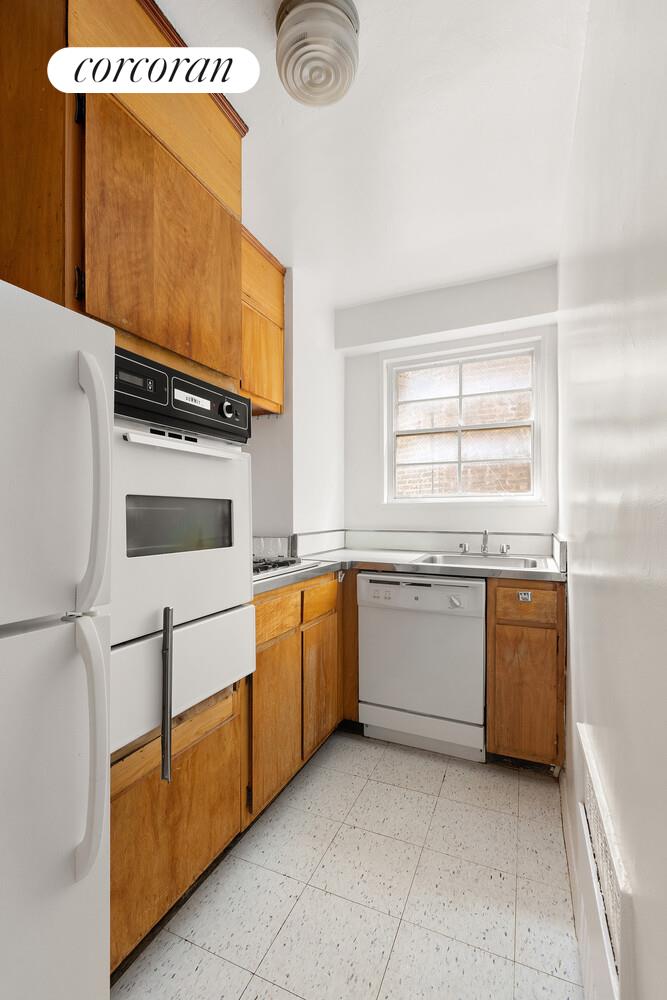 #10 photo, 15 CHARLES Street, West Village , NY 10014